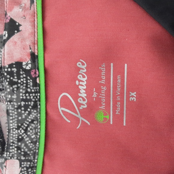 PREMIERE By Healing Hand Women's 3X Uniform Top Scrubs ( Bundle of 5 ) - Picture 6 of 16